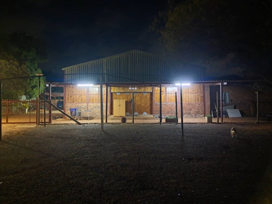 To Let commercial Property for Rent in Rietfontein A H North West